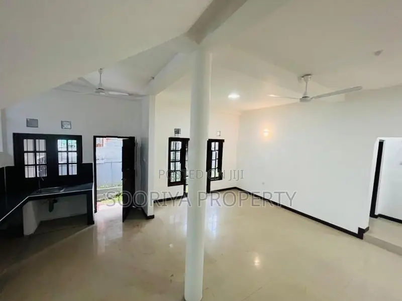Valuable 2 Story House for Sale in Thalawathugoda