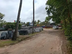 113 Perch Land with House for Sale in Seeduwa