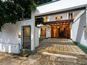 Modern Two-Storey House for Sale – Kesbewa