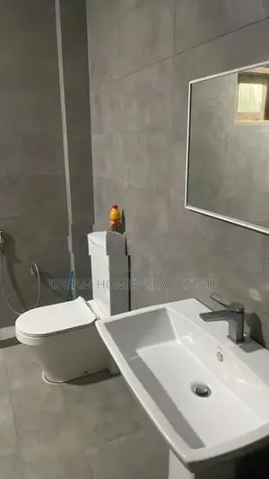 6 Bedroom House for Sale – Walakumbura, Alawwa