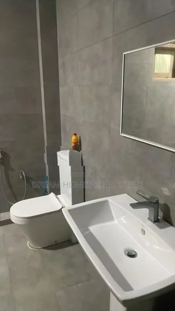 6 Bedroom House for Sale – Walakumbura, Alawwa