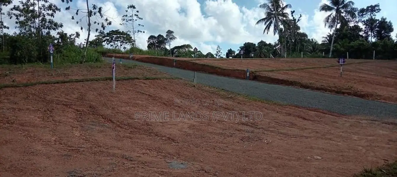 අලුත්වල හන්දියෙන්ම අගනා නේවාසික බිම් කොටස්