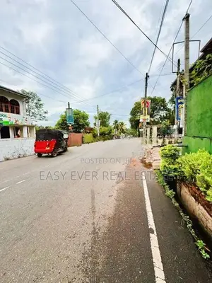 Land for Sale in Pannipitiya