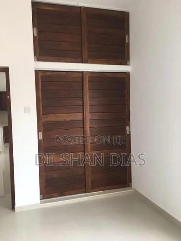 Upstair Unit House For Rent In Mirihana Nugegoda