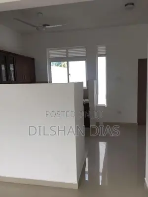 Upstair Unit House For Rent In Mirihana Nugegoda