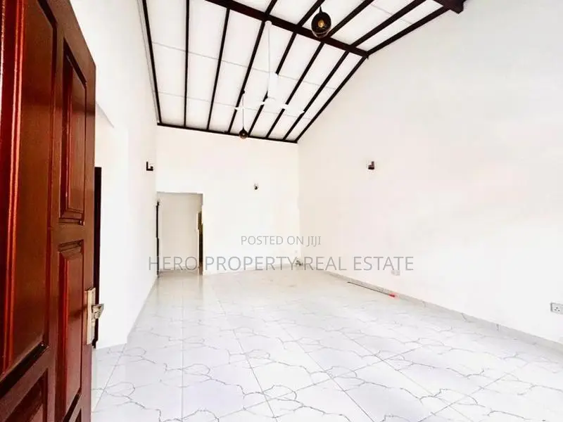 NEWLY BUILT MODERN HOUSE FOR RENT IN PILIYANDALA MADAPATHA
