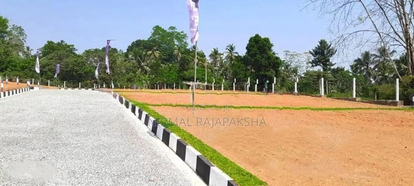 Valuable Land for Sale Athurugiriya