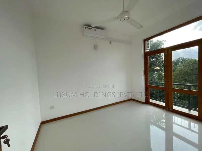 Fully A/C Brand New House For Rent In Battaramulla [ 2275C ]