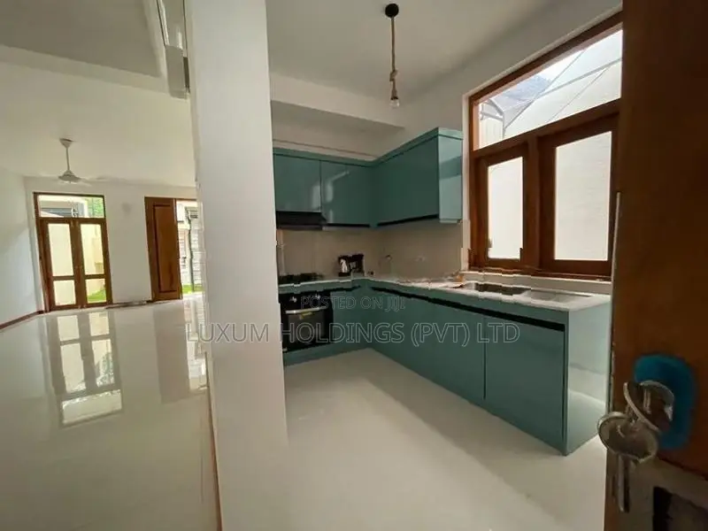 Fully A/C Brand New House For Rent In Battaramulla [ 2275C ]
