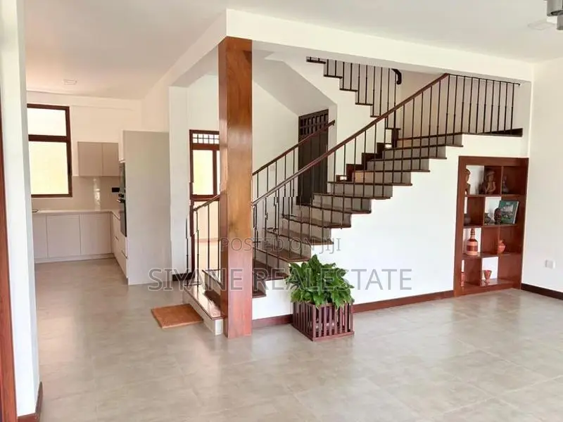 Luxury New House for Sale in Thalawathugoda