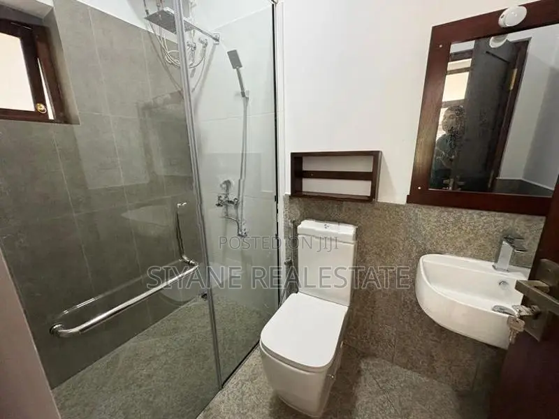 Luxury New House for Sale in Thalawathugoda