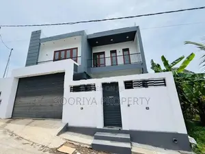ඉඩකඩ සහිත අතිනවීන Brand New දෙමහල් නිවසක් විකිණීමට - Piliyandala Kesbe