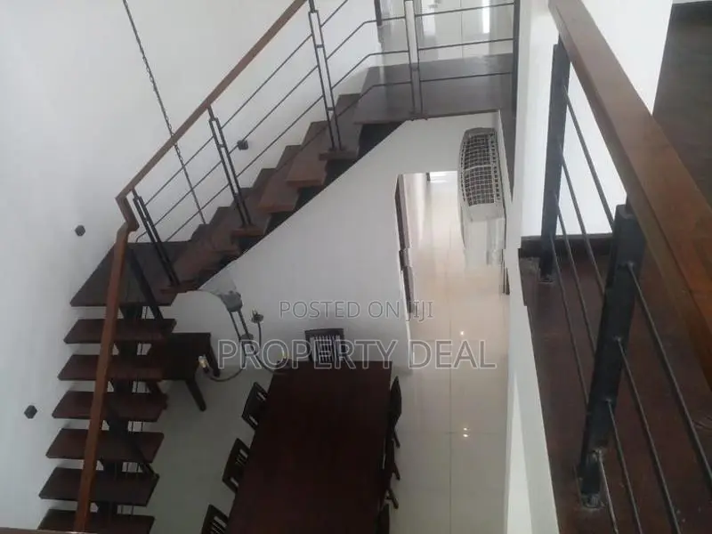 4 BR Apartment For Sale in Colombo 3 - PDA291