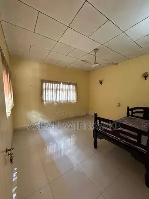 Upstair Unit of A House Rent Kelaniya