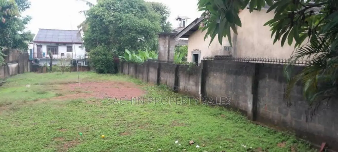 Rectangle-Shaped Valuable Land Block for Sale in Idama,moratuwa
