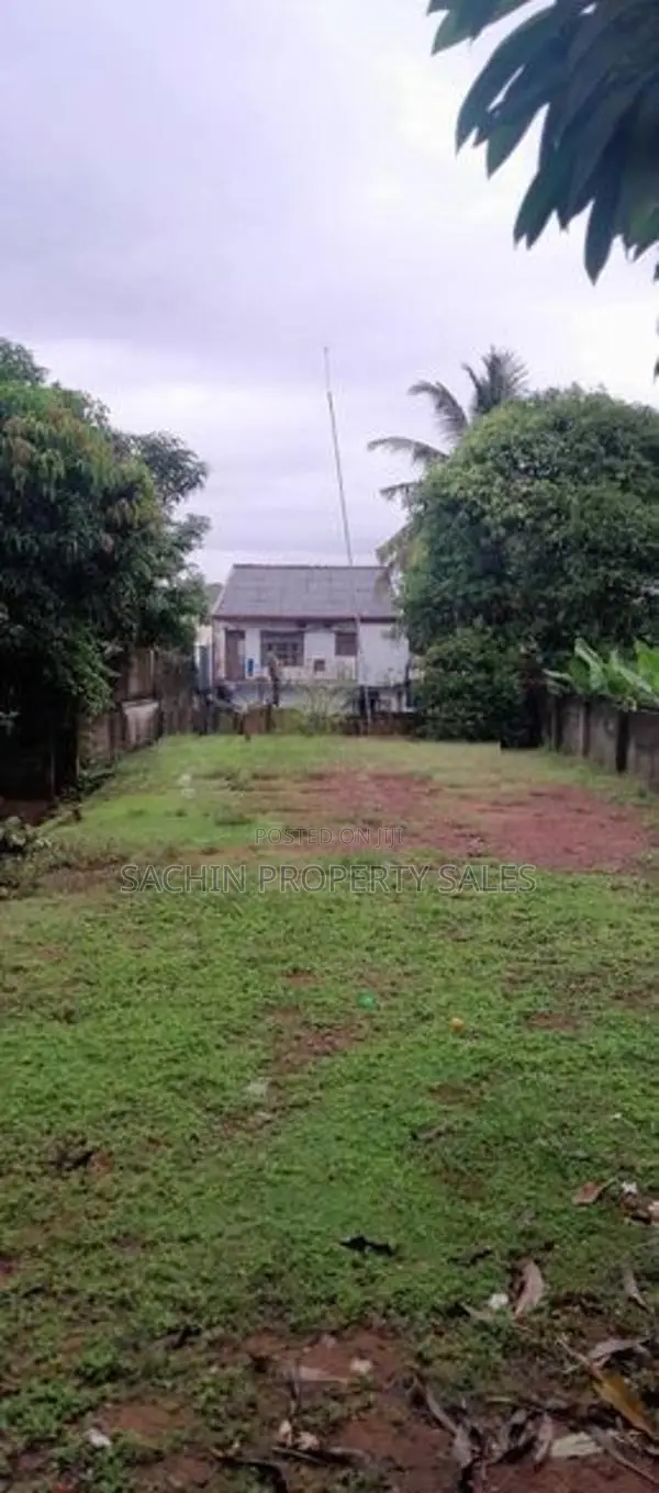 Rectangle-Shaped Valuable Land Block for Sale in Idama,moratuwa