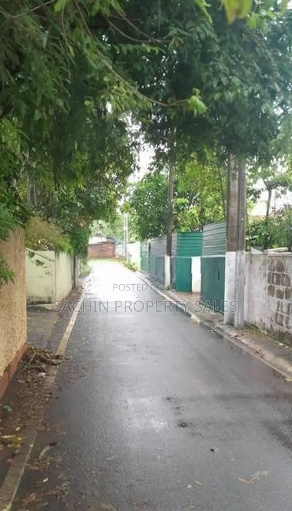 Rectangle-Shaped Valuable Land Block for Sale in Idama,moratuwa