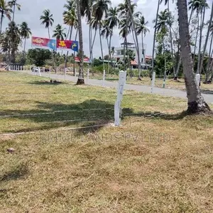 පැල්ලන්දෙණිය හන්දියෙන්ම සුපිරි ඉඩමක්
