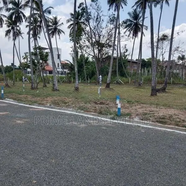 පැල්ලන්දෙණිය හන්දියෙන්ම සුපිරි ඉඩමක්