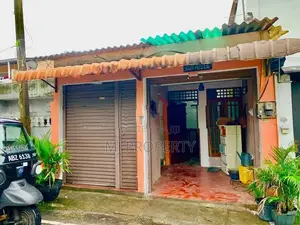 ( SR-1231) Valuable Single Storey House With Shop Rent in Dematagoda