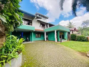 ( SR-1216) Valuable Two Storey House With Furniture Rent in Kottawa