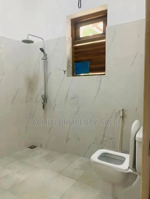 Two-Storey House For Sale IN GAMMANPILA,BANDARAGAMA