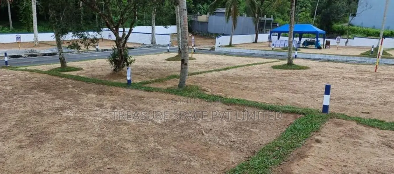 Land for Sale at Athurugiriya