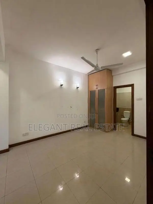 St.Michael's - Bedroom Apartment For Sale In Colombo 03 (A6665)