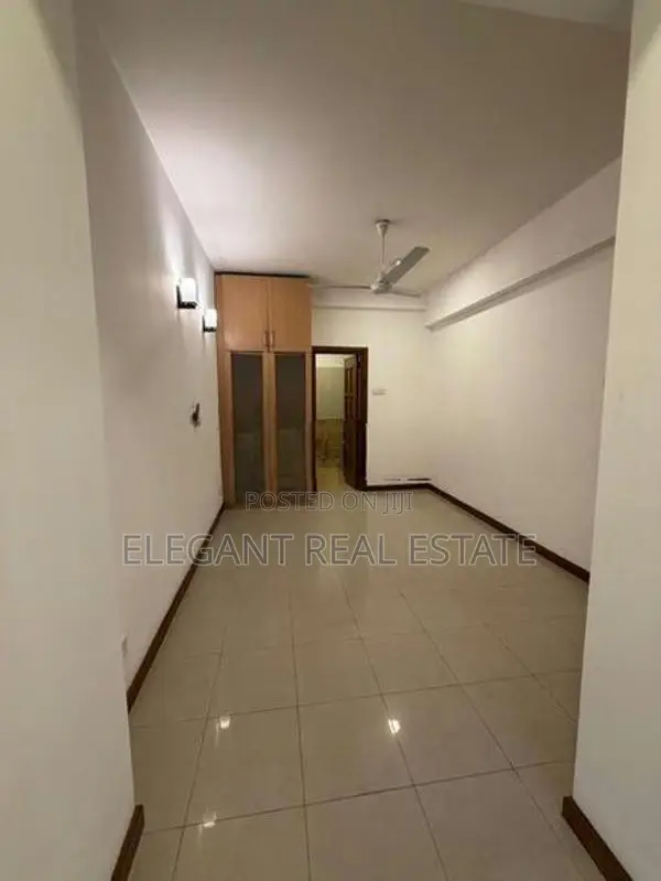 St.Michael's - Bedroom Apartment For Sale In Colombo 03 (A6665)