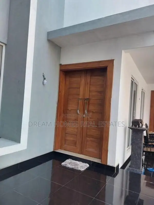 Modern Family Home for Sale in Ja-Ela