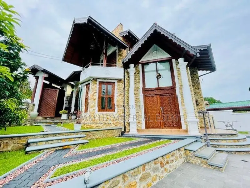 Luxury 4 Bedroom House For Sale – Thalawathugoda In Talawatugoda