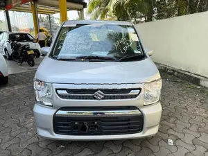 Suzuki Wagon R FX petrol 2024