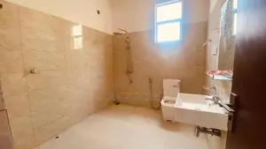 Morden 3-storey house for sale in Mount lavinia