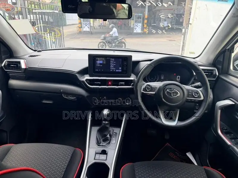 Toyota Raize Z 1200c Petrol 2024
