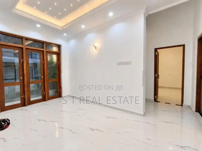 Modern Designed Luxury 2-Story House in Malabe