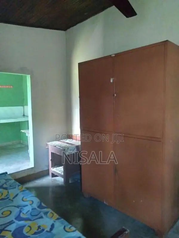 Rooms for Rent Dalugama
