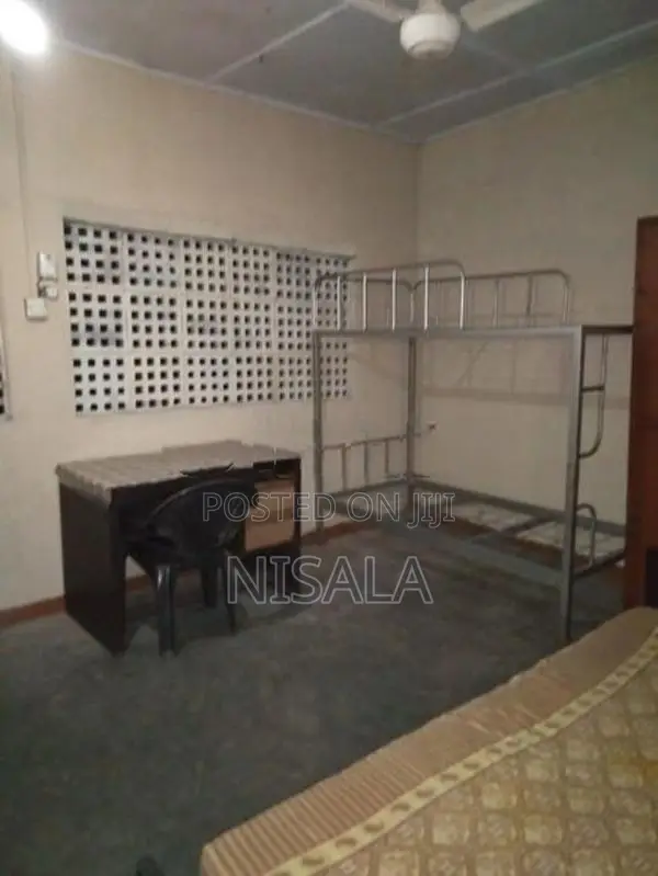 Rooms for Rent Dalugama