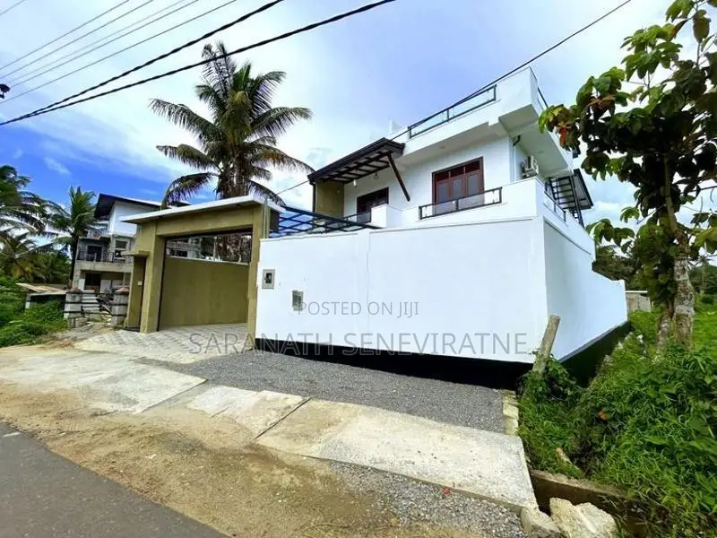Brand-New House Siddamulla Piliyandala off Kudamaduwa Facing 20 Feet R