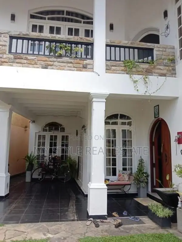 Negombo Modern House for Sale