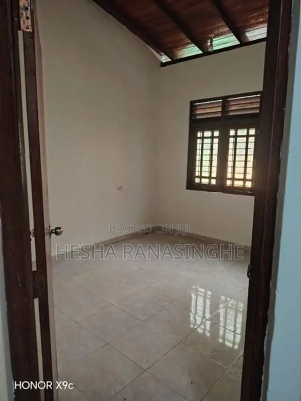 House With Annex Very Close To Kottawa Town For Sale