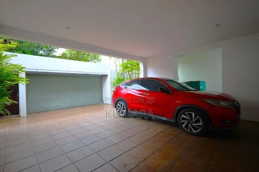 Exclusive fully Furnished Luxury Residence in NAWALA