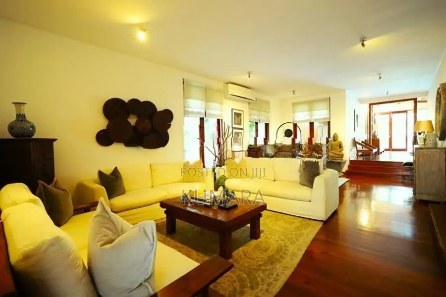 Exclusive fully Furnished Luxury Residence in NAWALA
