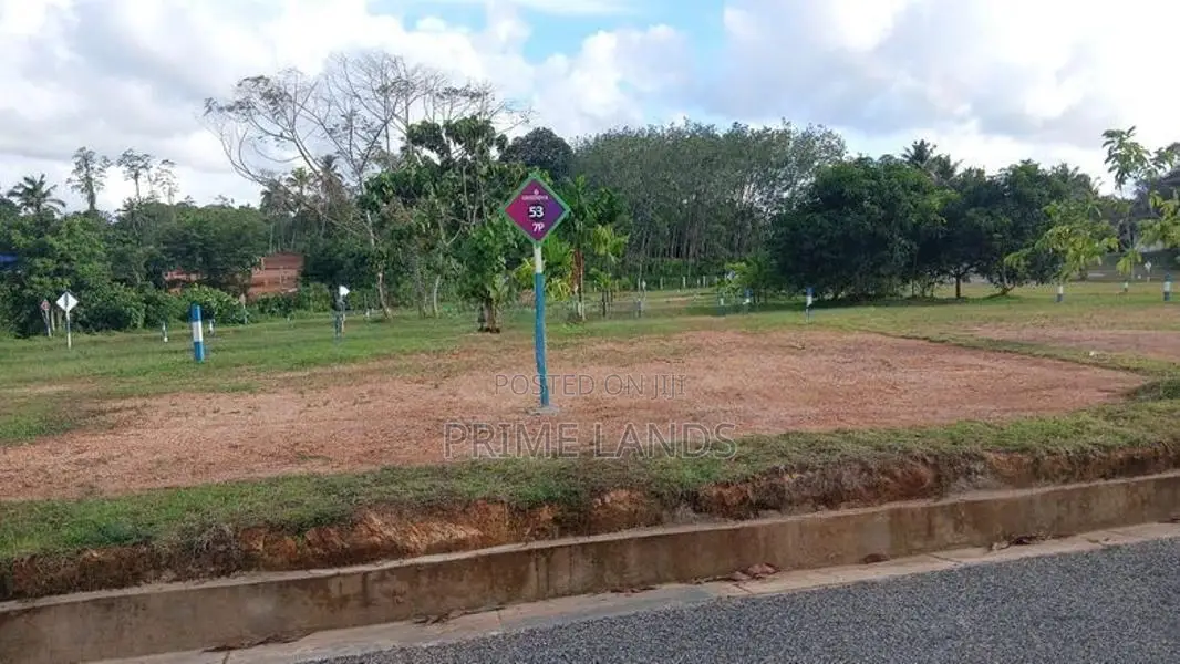 හෝමාගම තලගල පදිංචියට ඉඩමක්