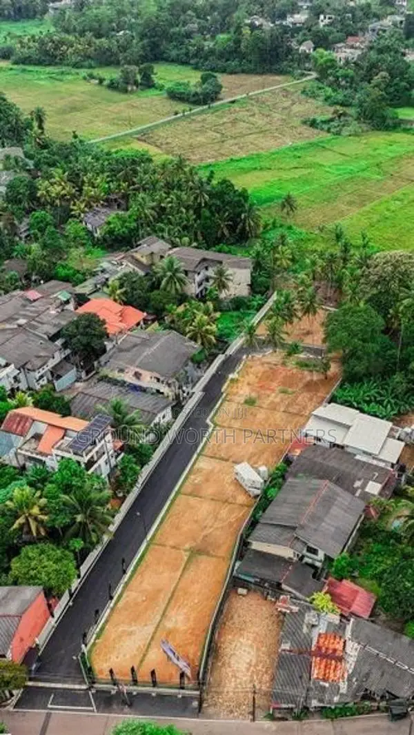 තලවතුගොඩින් අගනා බිම් කොටස් කිහිපයක් විකිණීමට
