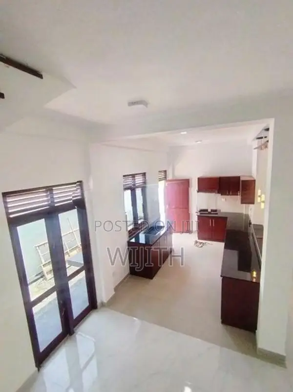 Brand New 3storey House for Sale in Kottawa Polgasowita Roadjaliyagam