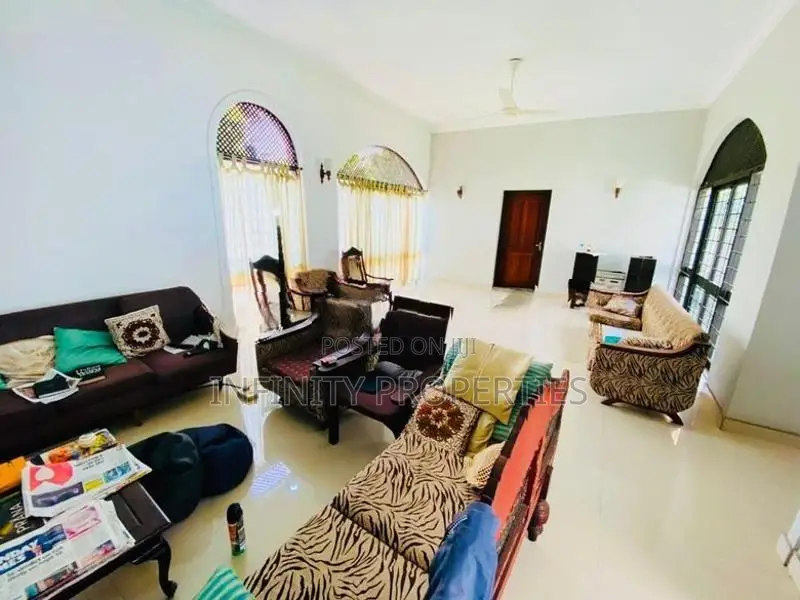(AF281) 02 Story House With 9.5 P Sale At Pagoda Road Nugegoda