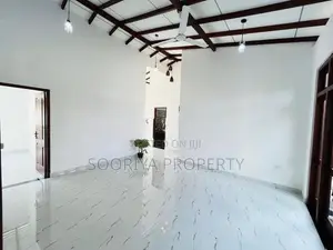 Super Luxury Brand New House for Sale in Piliyandala Kahathuduwa