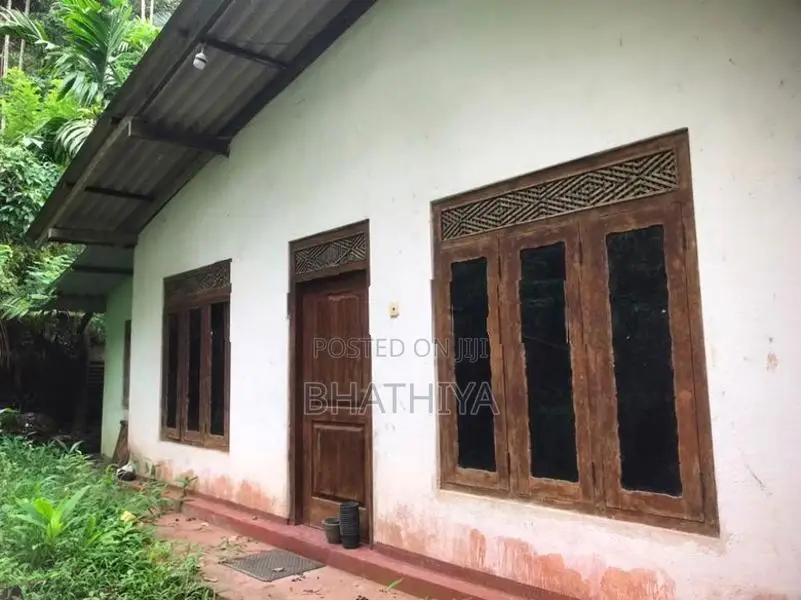 House for Sale in Ginigathena Town