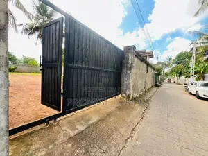 Valuable land For sale Near Moratuwa University N07
