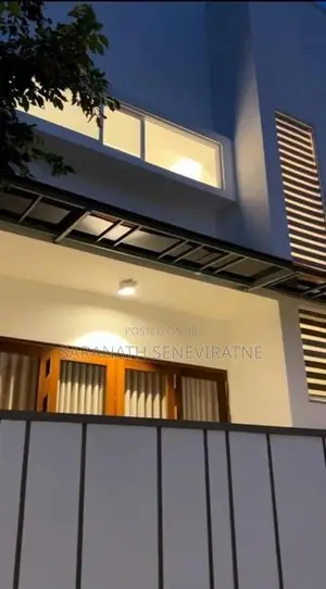 Brand-New Condition Fully Furnished - AC Luxury House Diyagama Homagam